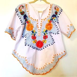 VTG Mexican Embroidered Tunic Blouse
